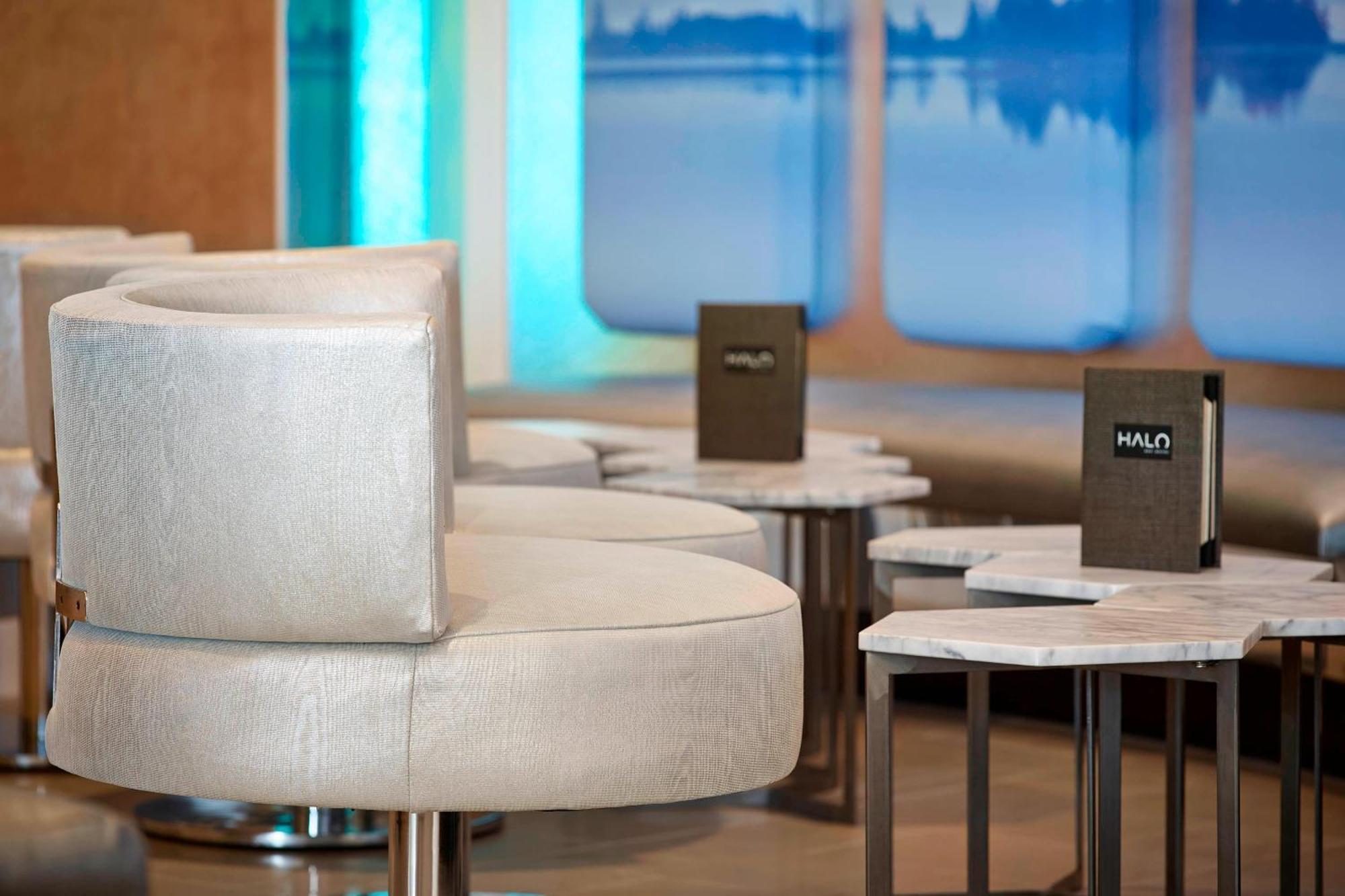Renaissance Edmonton Airport Hotel Ниску Экстерьер фото